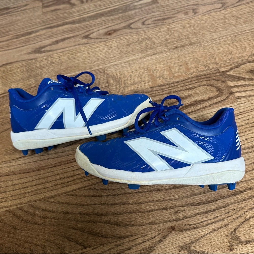 Youth Kids New Balance Baseball Softball Cleats Size 2Y